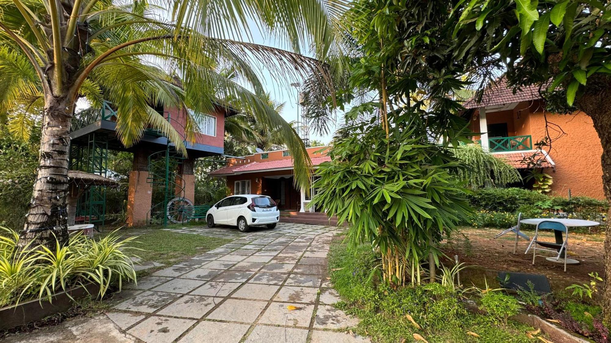 Garggi Kumarakom Village Homestay Экстерьер фото
